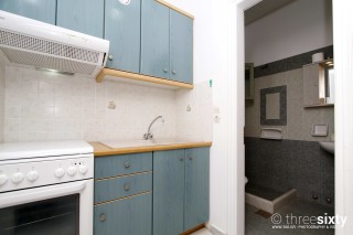 apartments kontos kitchen