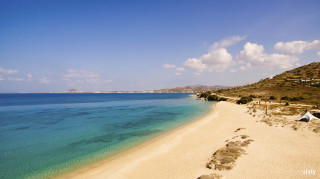 mikri vigla sandy beach in Naxos